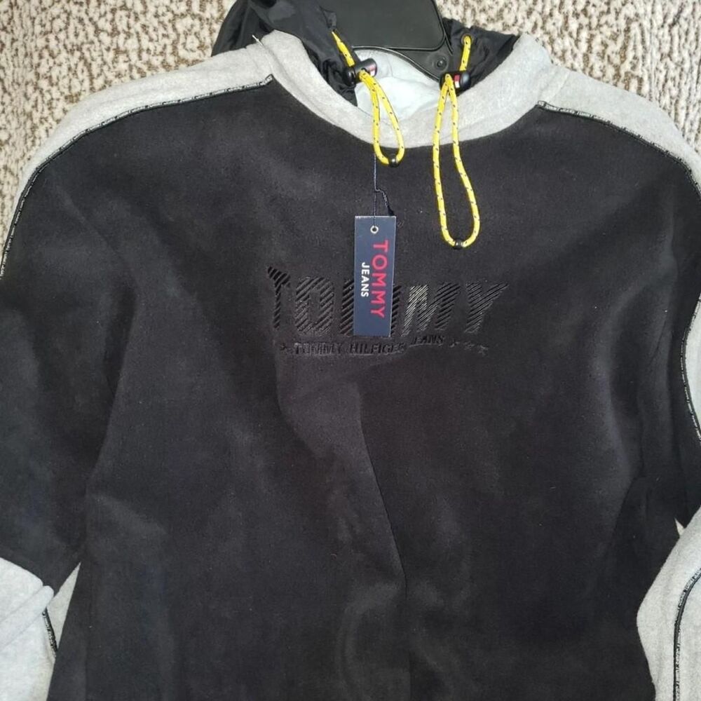 Tommy-hilfiger Men's Black and Grey Hoodie